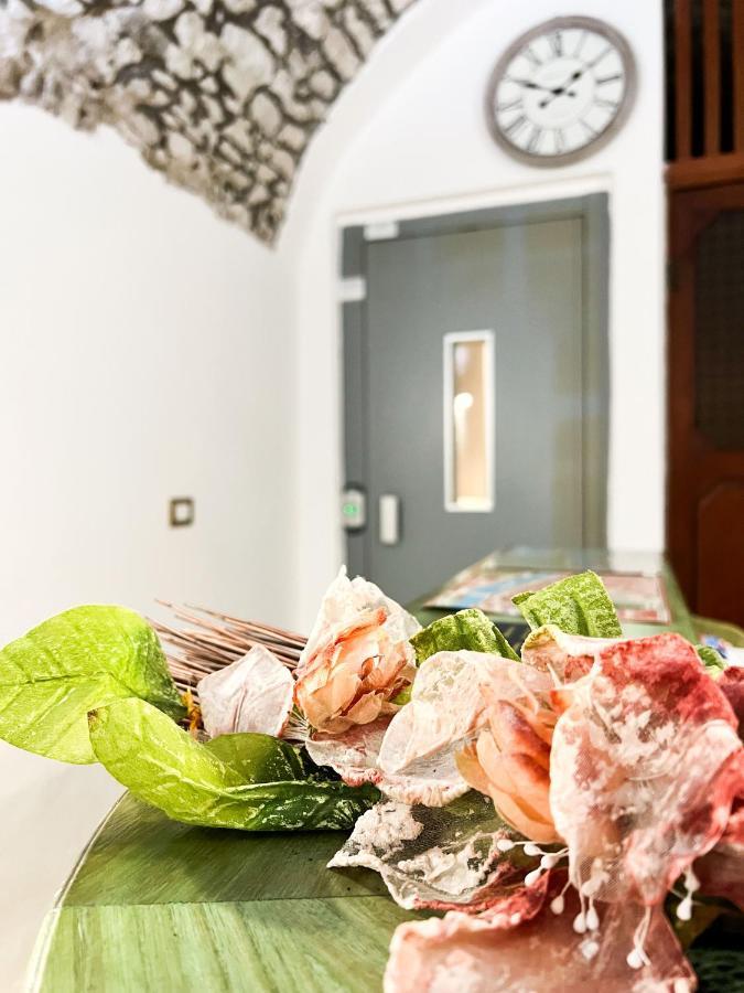 S'Ammentu House Hotel Боза Екстериор снимка
