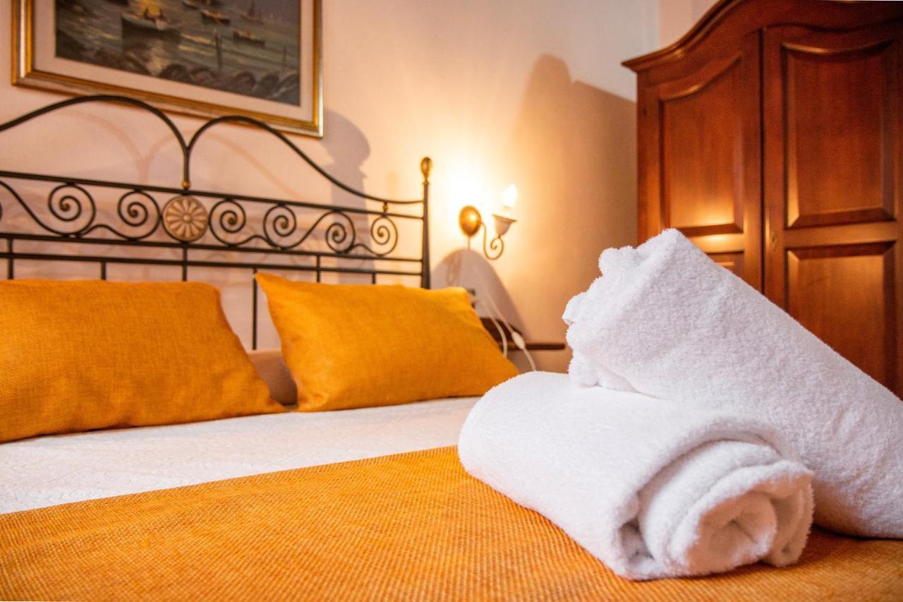 S'Ammentu House Hotel Боза Екстериор снимка