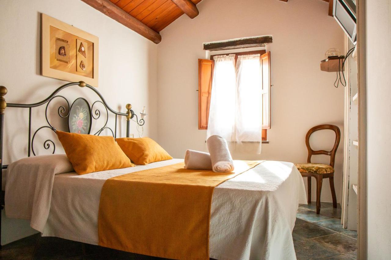 S'Ammentu House Hotel Боза Екстериор снимка